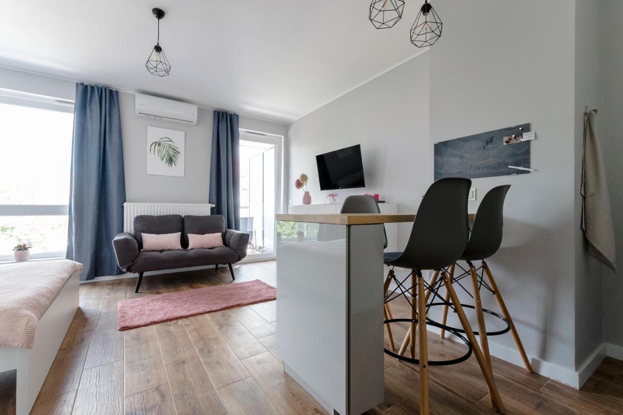 Apartament Alfa With Free Parking Posen Exterior foto